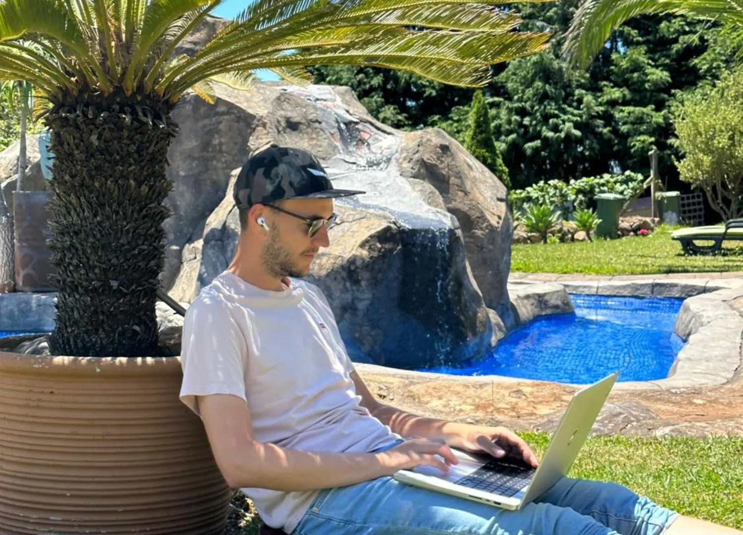 Homeoffice Madeira - Coliving & Coworking With A Nice Community Santa Cruz  Portugal