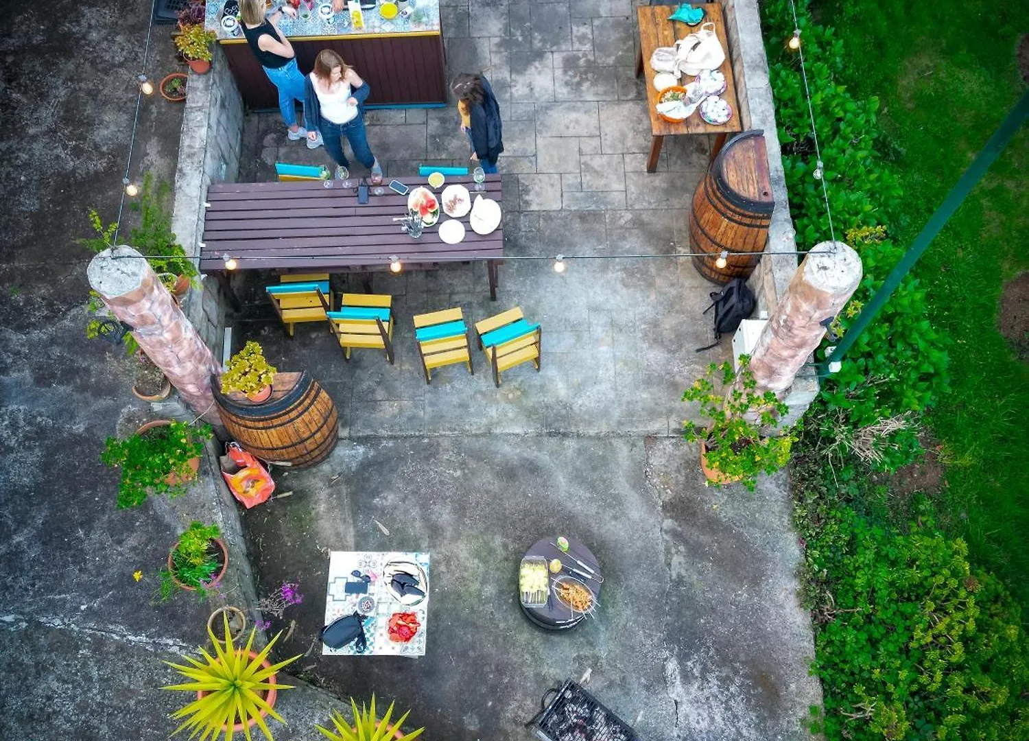 Homeoffice Madeira - Coliving & Coworking With A Nice Community Santa Cruz  Inn